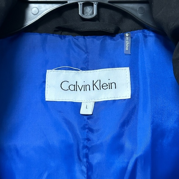 Calvin Klein Women’s Black Down Filled Hooded Puffer Coat Size Large - Picture 2 of 3